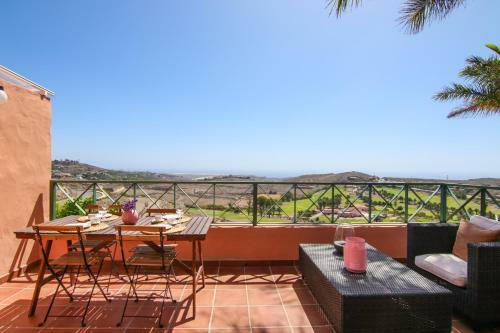 Salobre Villa, 5pax, Pool And Great Views