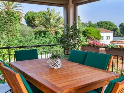 Holiday Home Emporion