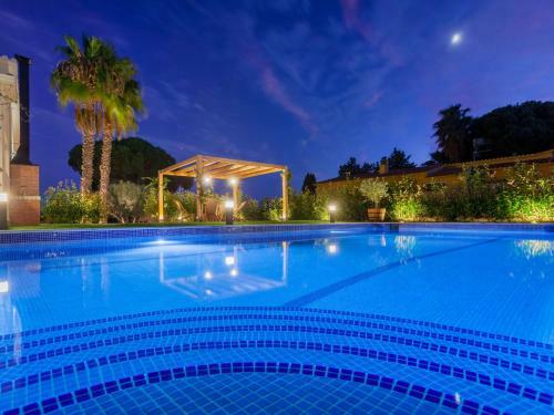 Holiday Home Emporion