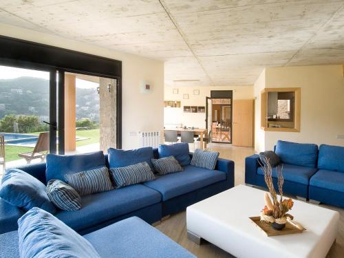 Sant Antoni de Calonge Villa Sleeps 18 With Pool