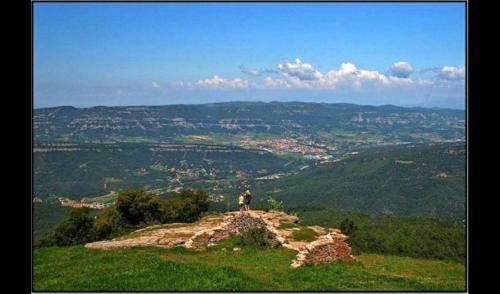 Sant Bartomeu Del Grau Villa Sleeps 14 With Pool