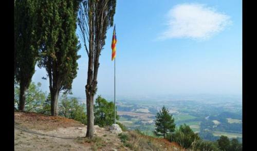 Sant Bartomeu Del Grau Villa Sleeps 14 With Pool
