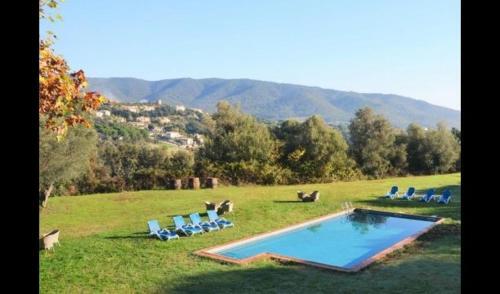 Sant Antoni de Calonge Villa Sleeps 4 With Pool