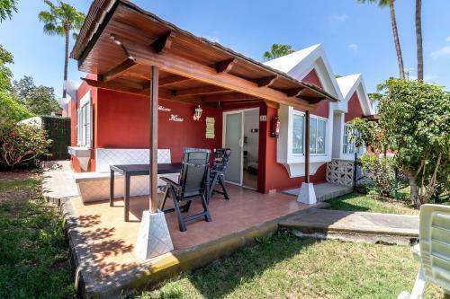 Flatguest Los Tunos +garden +pool +wifi