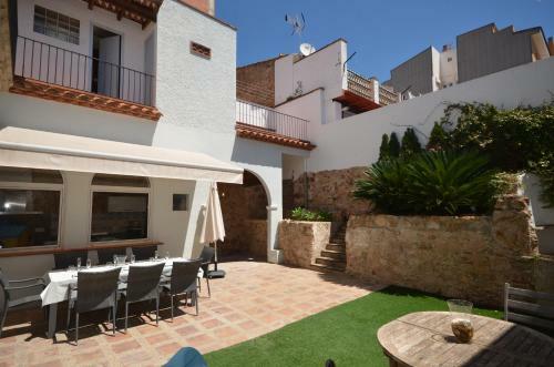 Casa Se�orial En El Centro Con Gran Patio