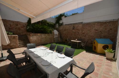 Casa Se�orial En El Centro Con Gran Patio
