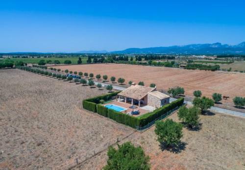 Sencelles Holiday Home Sleeps 4 With Pool Air Con And Wifi