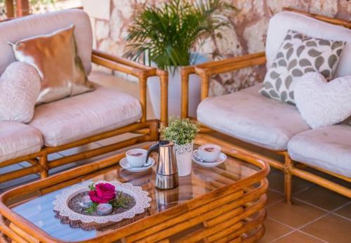 Sencelles Holiday Home Sleeps 4 With Pool Air Con And Wifi