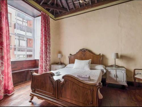 Traditional Holiday Home In Tenerife With Private Terrace