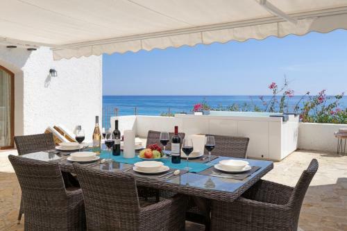 Montiboli Villa Sleeps 6 With Air Con