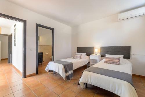 Beautiful Sea-view 6 Bedroom And 5 Bathroom Villa
