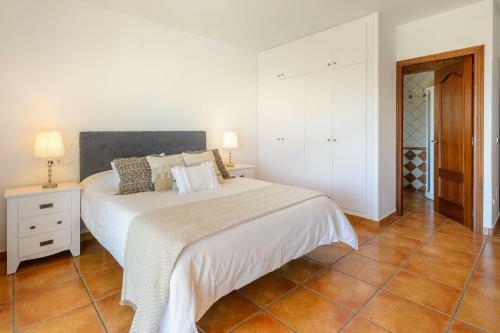 Beautiful Sea-view 6 Bedroom And 5 Bathroom Villa