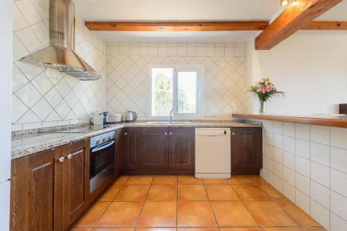 Beautiful Sea-view 6 Bedroom And 5 Bathroom Villa