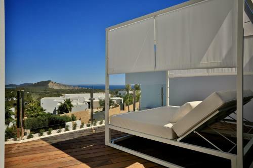Modern Masterpiece With Private Pool, Ibiza Villa 1001