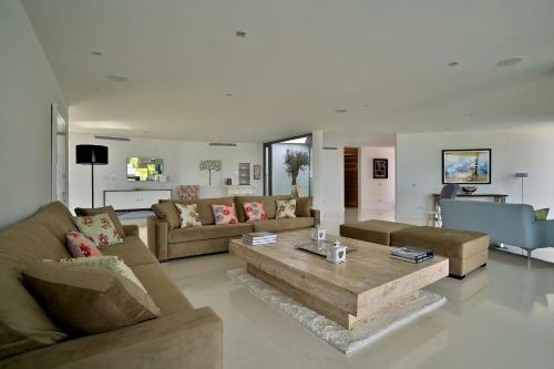 Modern Masterpiece With Private Pool, Ibiza Villa 1001