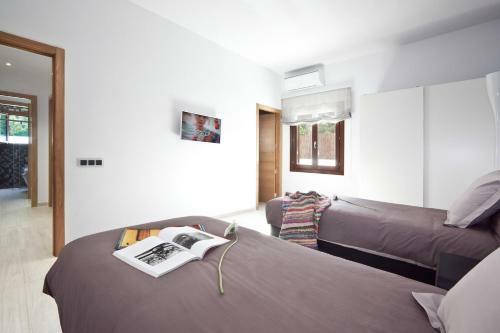 Beautiful 5 Star Villa With Private Pool, Ibiza Villa 1076