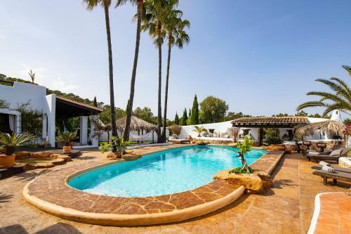 Unique Luxurious 7 Bed Villa & Cottage
