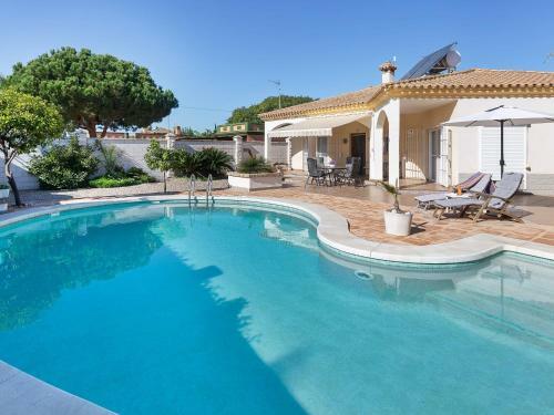 Detached Villa With A Large Private Swimming Pool.