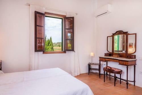Discover Mallorca From This 4br Pool & Bbq