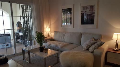 6+2-bed Apartment With Pool And 60 Sqm Terrace