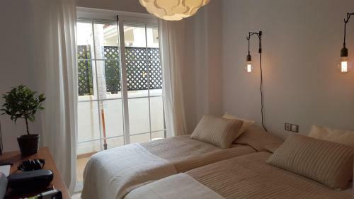 6+2-bed Apartment With Pool And 60 Sqm Terrace