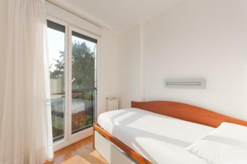 Apartamento Ulia A - Local Rentss