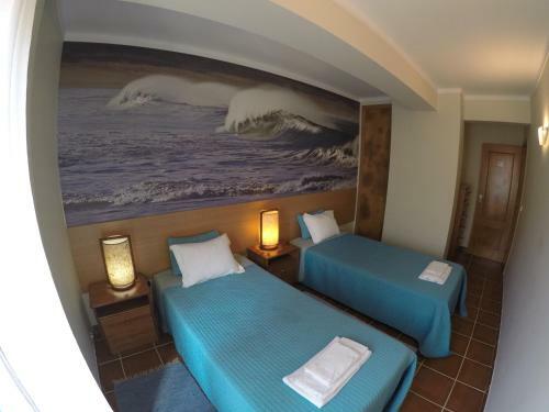 Supertubos Beach Hostel