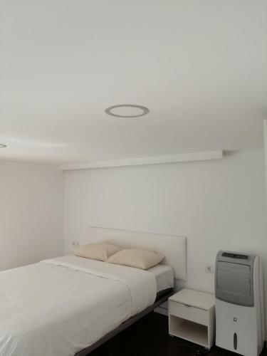 Island 201 Modern & Minimalist Apartments