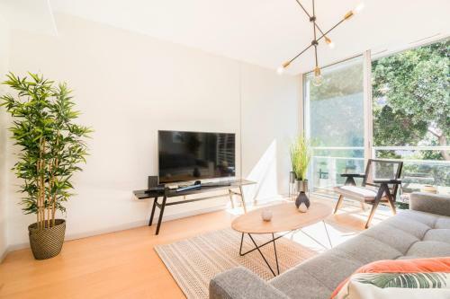 Design Attic Apartment Free Parking