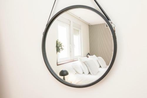 Design Attic Apartment Free Parking