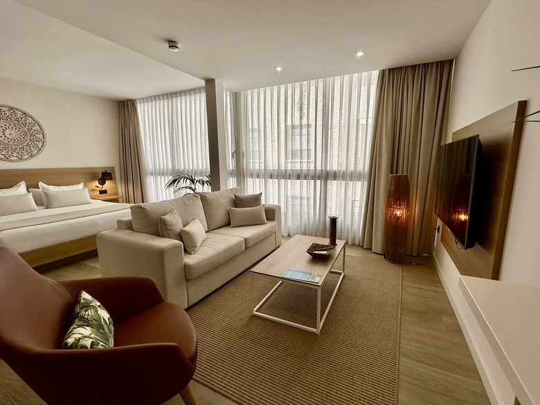 Hotel Emblem�tico Hi Suites