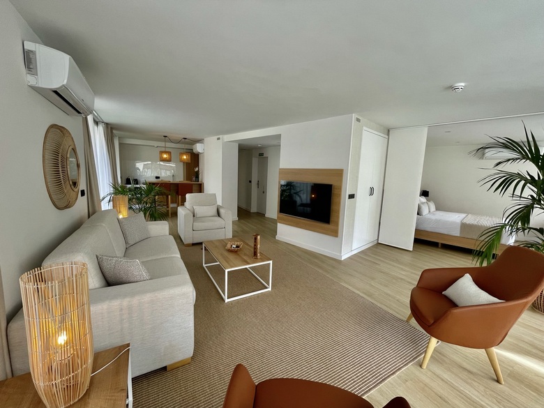 Hotel Emblem�tico Hi Suites