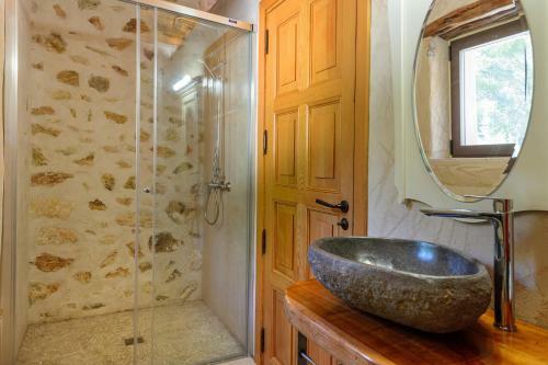 New! Villa Can Prats Deluxe Heated Pool