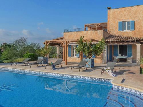 Villa Los Almendros