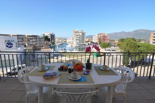 Apartamento Rnet - Sandra II C6 - Roses Santa Margarita
