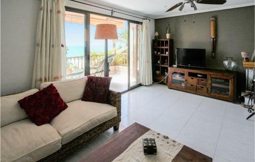 Amazing Home In Santa Pola W/ 5 Bedrooms
