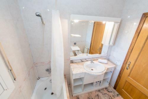Villa Homeholidaysrentals Gema