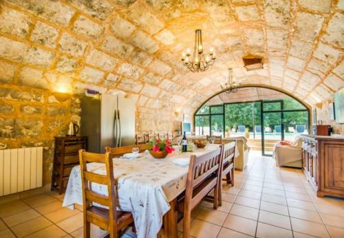 Selva Holiday Home Sleeps 12 With Pool Air Con And Wifi