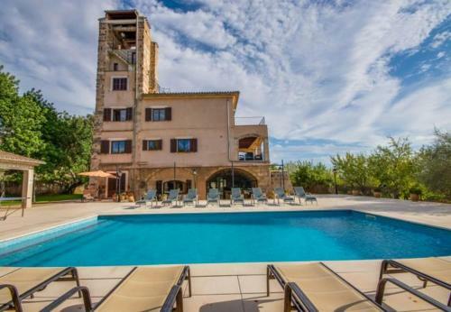 Selva Holiday Home Sleeps 12 With Pool Air Con And Wifi
