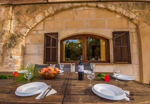 Selva Holiday Home Sleeps 12 With Pool Air Con And Wifi