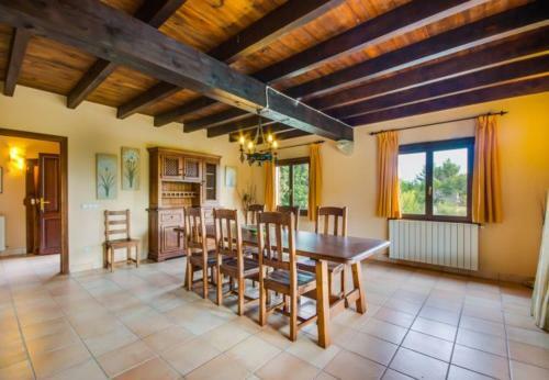 Selva Holiday Home Sleeps 12 With Pool Air Con And Wifi
