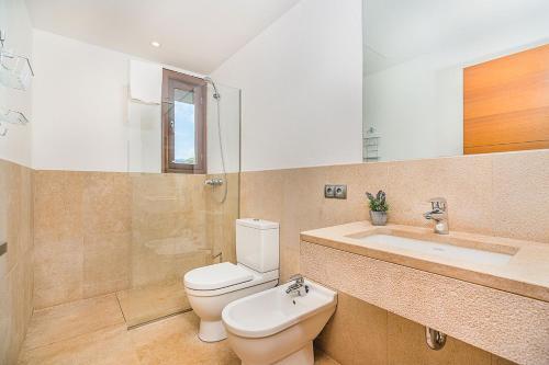 Selva Villa Sleeps 6 With Pool And Air Con