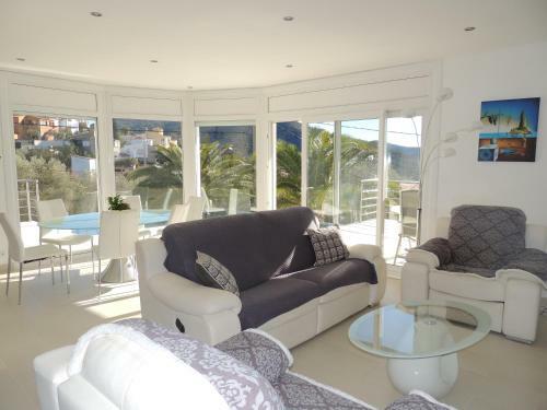 Villa 3 Reyes