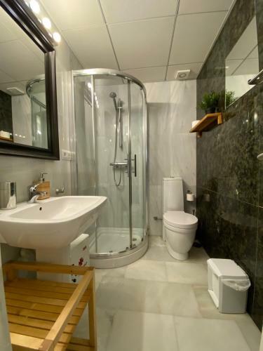 Apartamento Suites Plaza de Los Refinadores, Maestranza