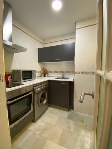 Apartamento Suites Plaza de Los Refinadores, Maestranza