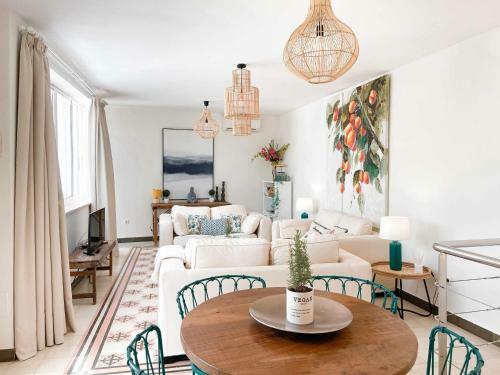 Monkeys Luxury Triana House
