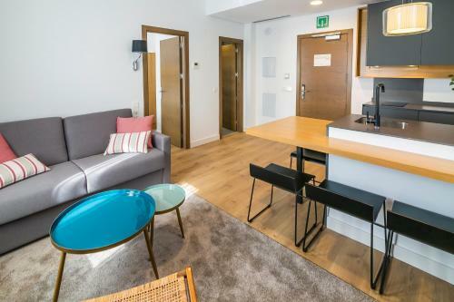 Apartamento Aquitania Home Suites