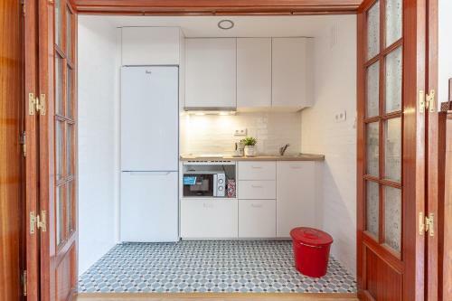 Apartamento Luminoso Y Acogedor En Sevilla. A/c.