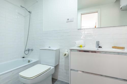 Apartamento Luminoso Y Acogedor En Sevilla. A/c.