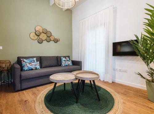 Lola de Triana Apartments